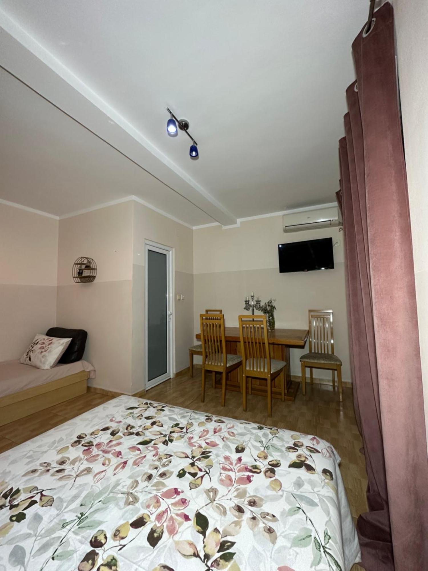Apartmani Simona Budva Dış mekan fotoğraf